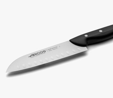 arcos-maitre-santoku-170-mm-coltello-santoku-in-acciaio-inox-con-alveoli-antinco image 2