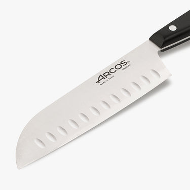 arcos-ibiza-coltello-santoku-con-alveoli-180-mm-lama-antiaderente-in-acciaio-nit image 2